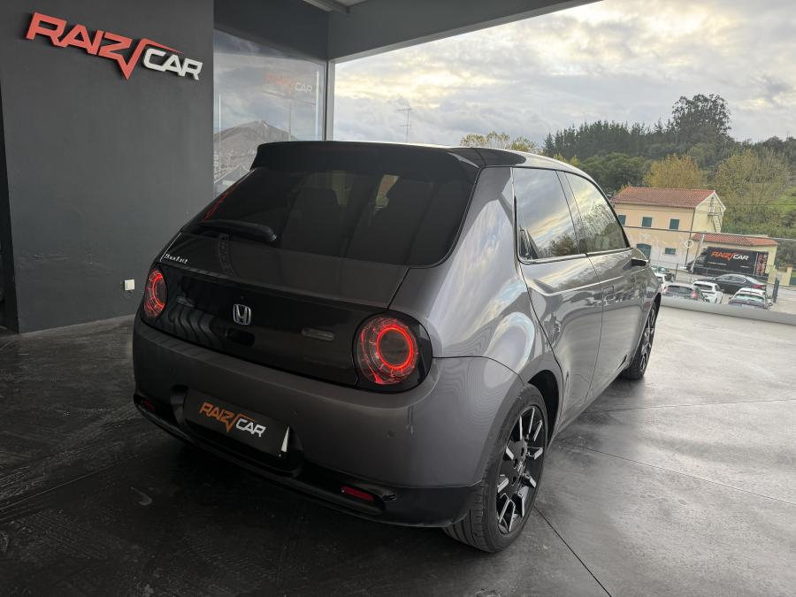 Honda E
