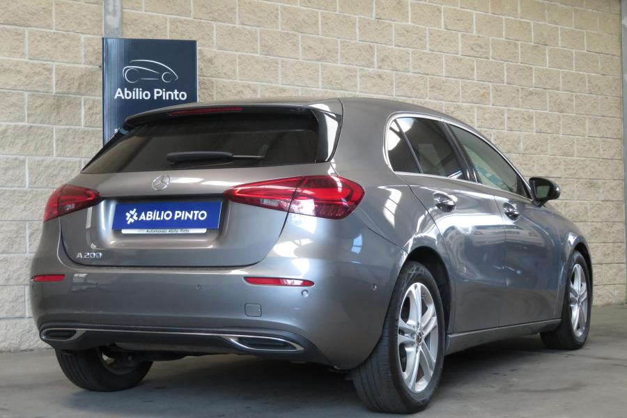 Mercedes-Benz A 200