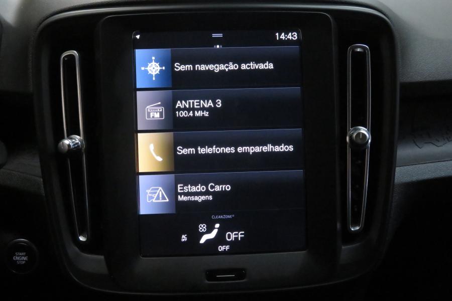 Volvo XC40