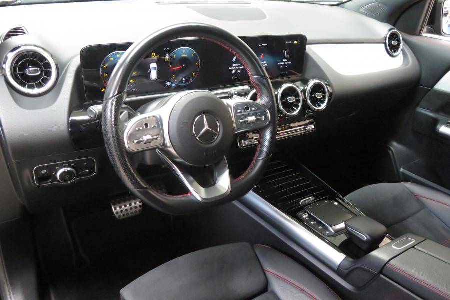 Mercedes-Benz GLA 180