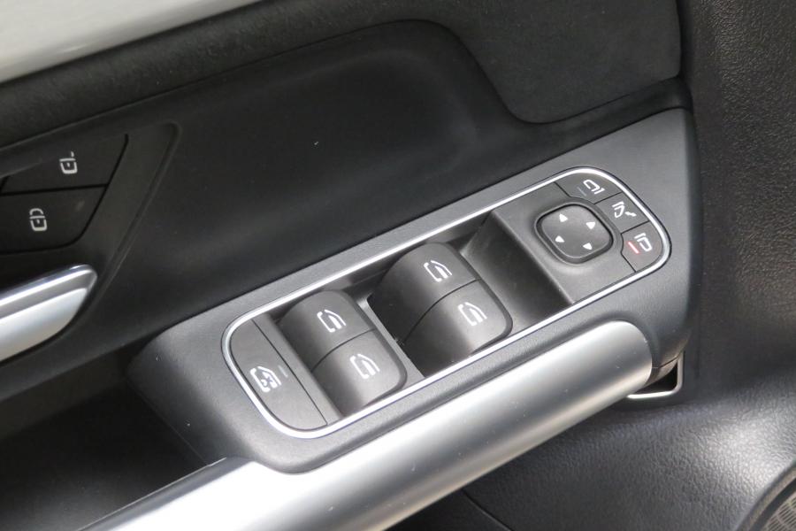 Mercedes-Benz GLA 180