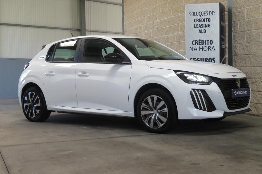 Peugeot e-208