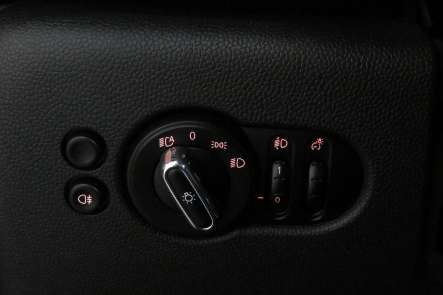 MINI 5 Portas