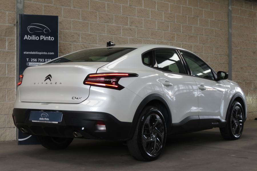 Citroen C4 X