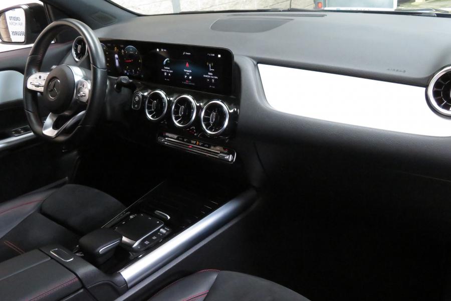 Mercedes-Benz GLA 180