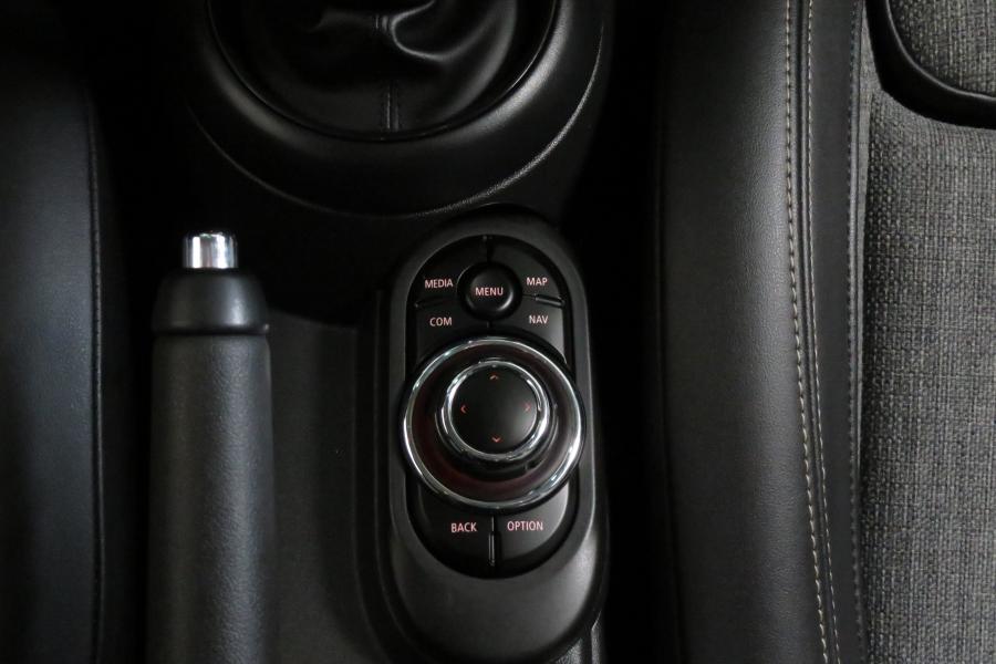 MINI 5 Portas