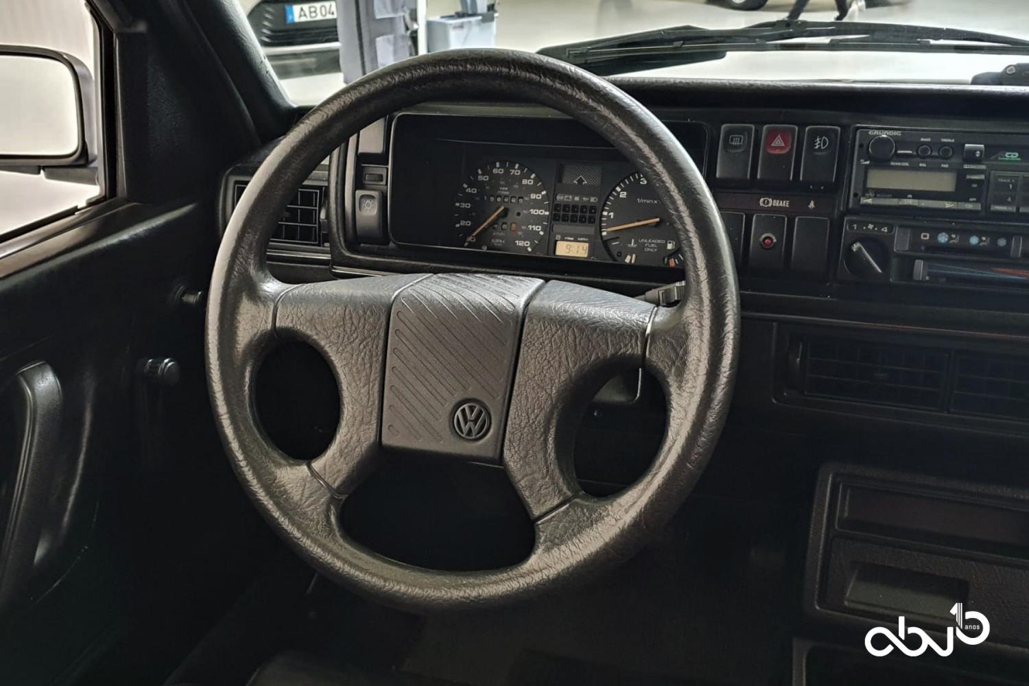Volkswagen - Golf  1.8 GTI MK2 