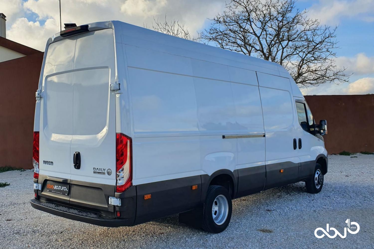 IVECO - Daily  2.3 HPT 35S 140 