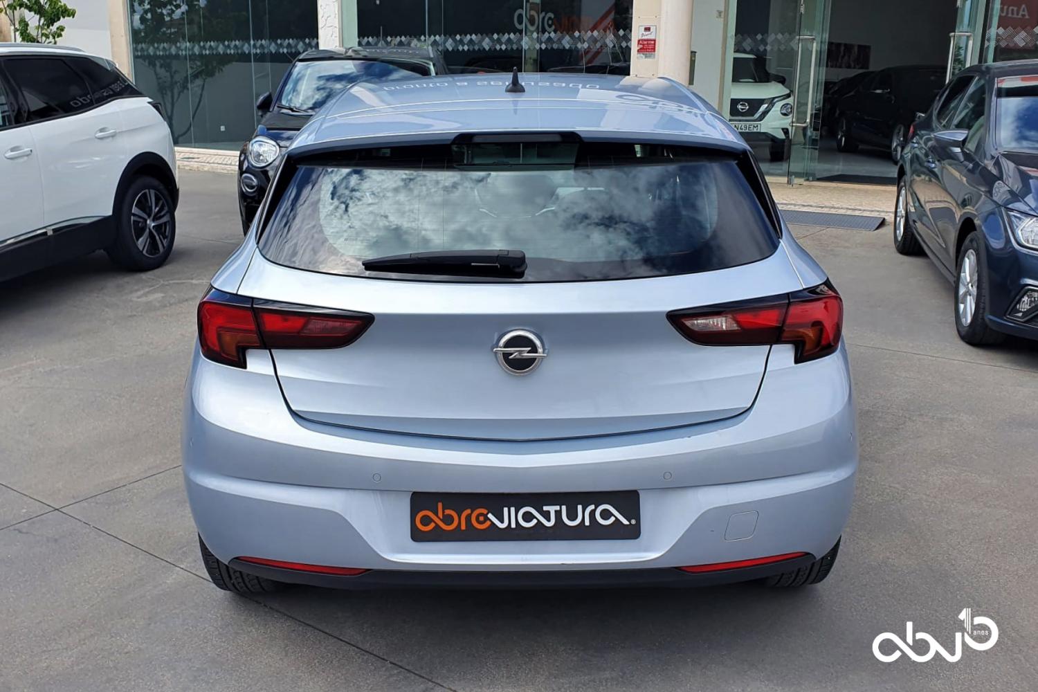 Opel - Astra  1.6 Cdti Edition 