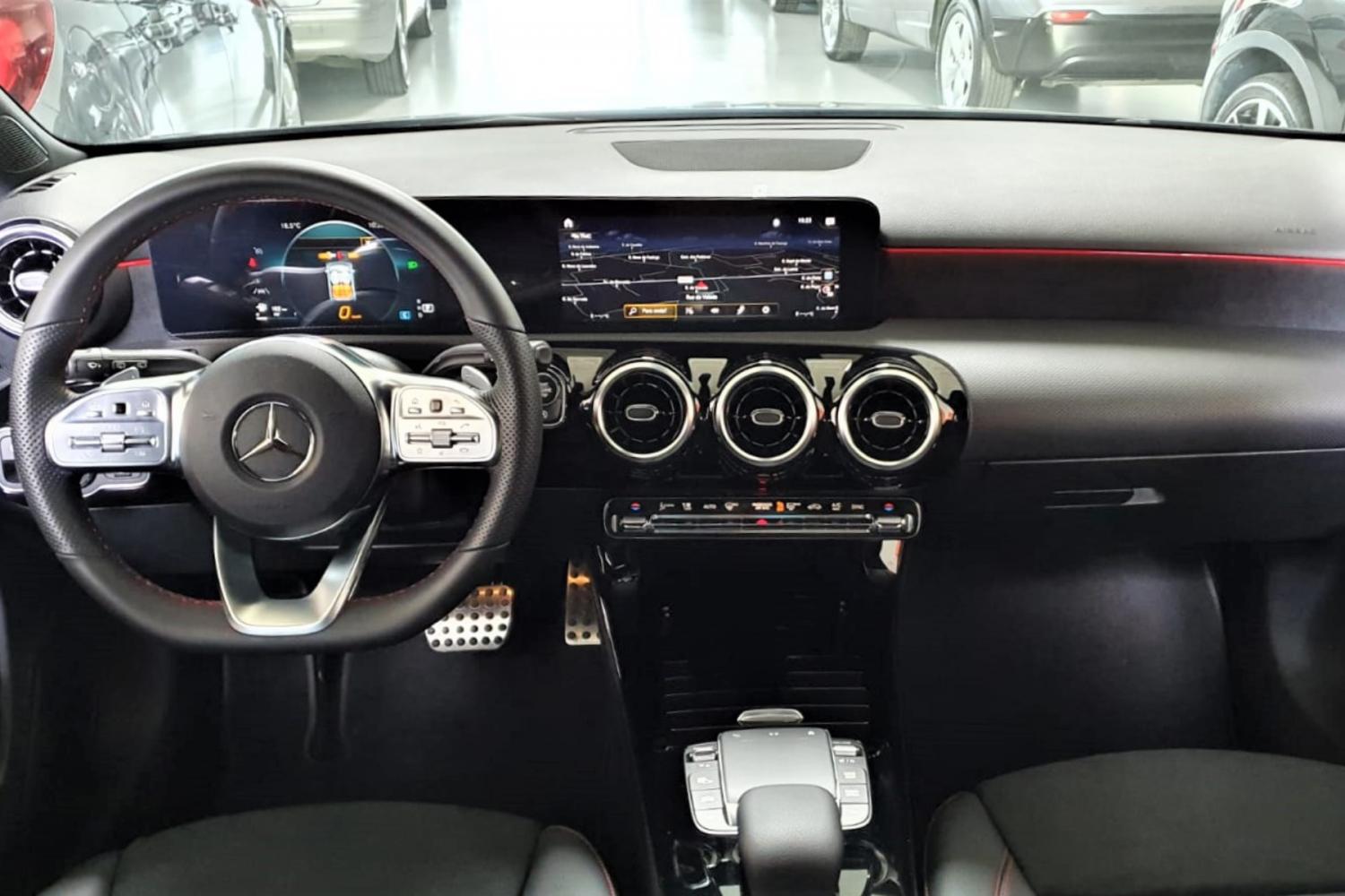 Mercedes-Benz - A 180  d AMG Line Aut. 