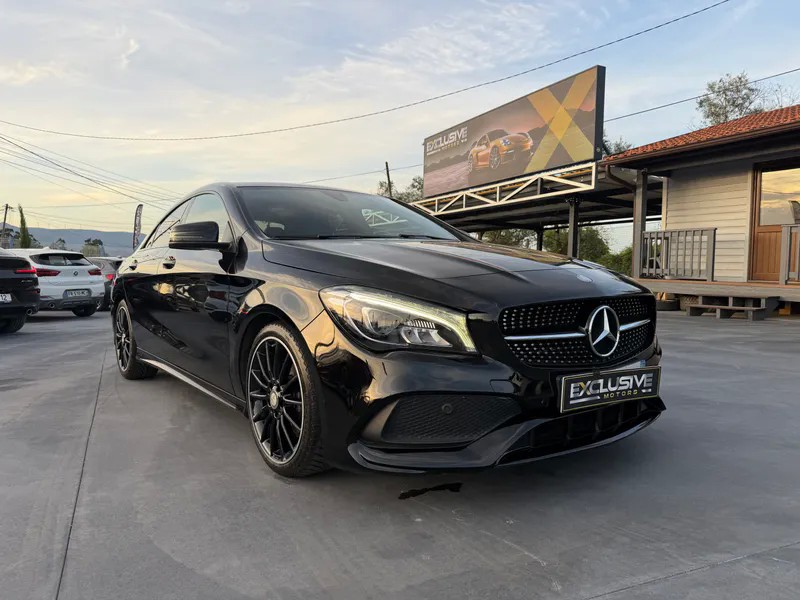 Mercedes Benz CLA 200