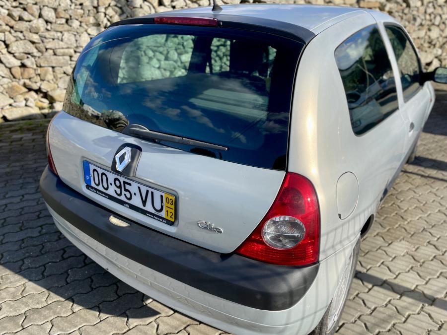 Renault Clio Van