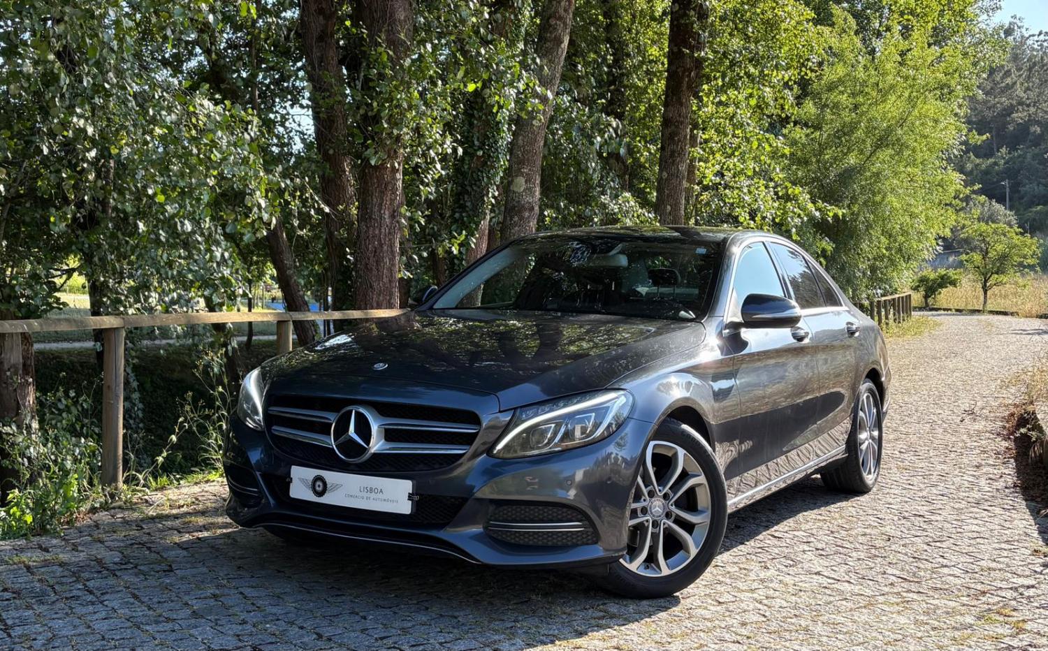 Mercedes-Benz C 180