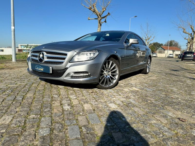 M Riaz Auto M Reis Car - Stand Carros Usados em Amares, Braga
